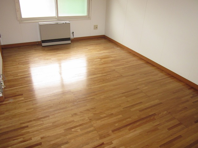 居室・リビング　居間