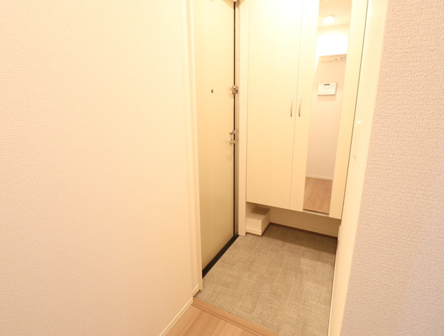 玄関　２０３　玄関