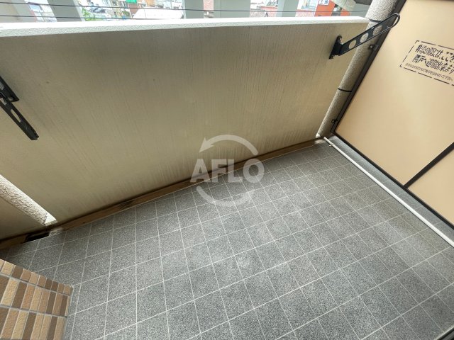 バルコニー　Luxe田辺