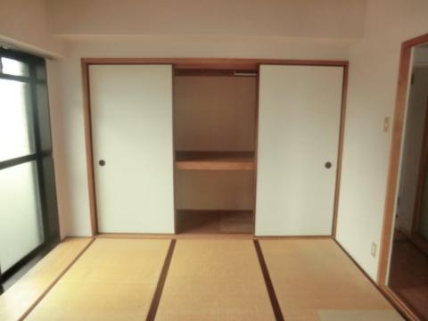 コーポタカイ　居室・リビング　和室