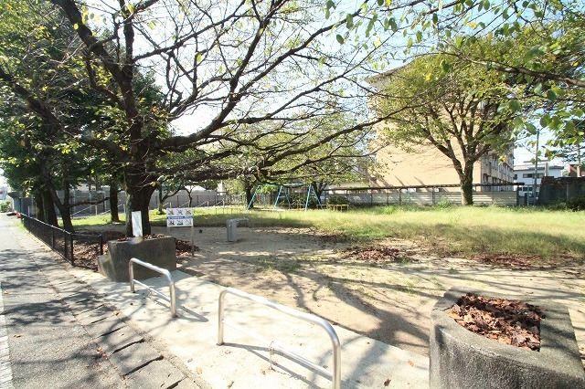 公園　三町分公園（公園）まで30m