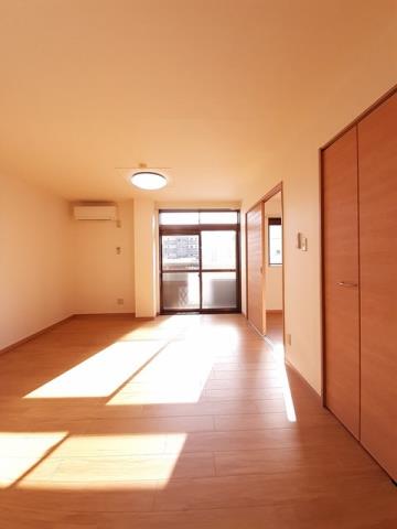 リブアライフ花梨_内装_0