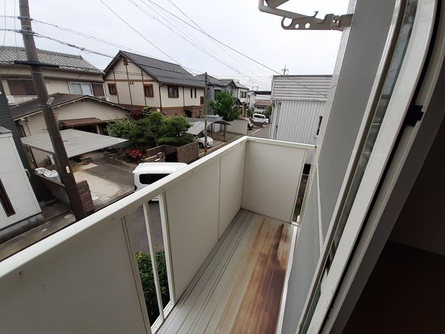 バルコニー　バルコニーがあります