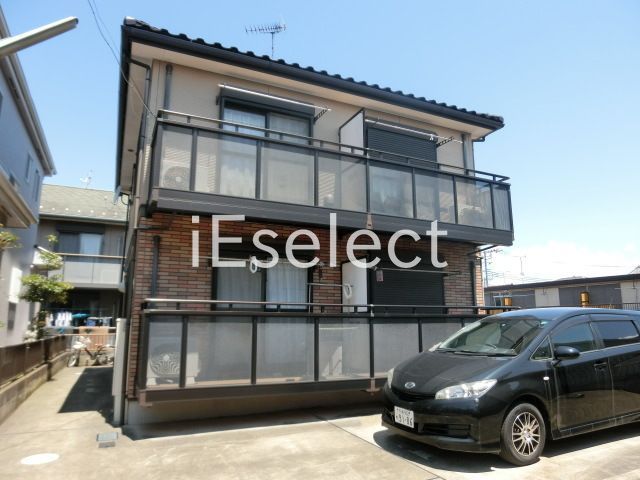 建物外観　前面に建物が無く日当たり良好です