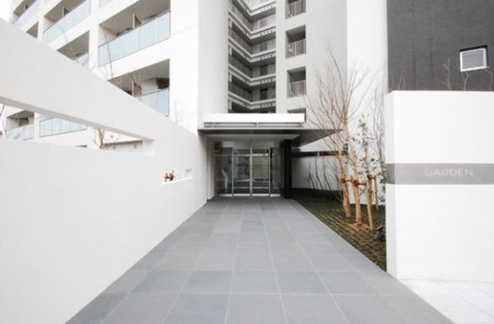 エントランス　毎日通るエントランス☆