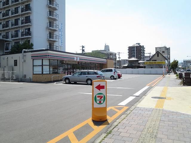 コンビニ　セブンイレブン（コンビニ）まで280m
