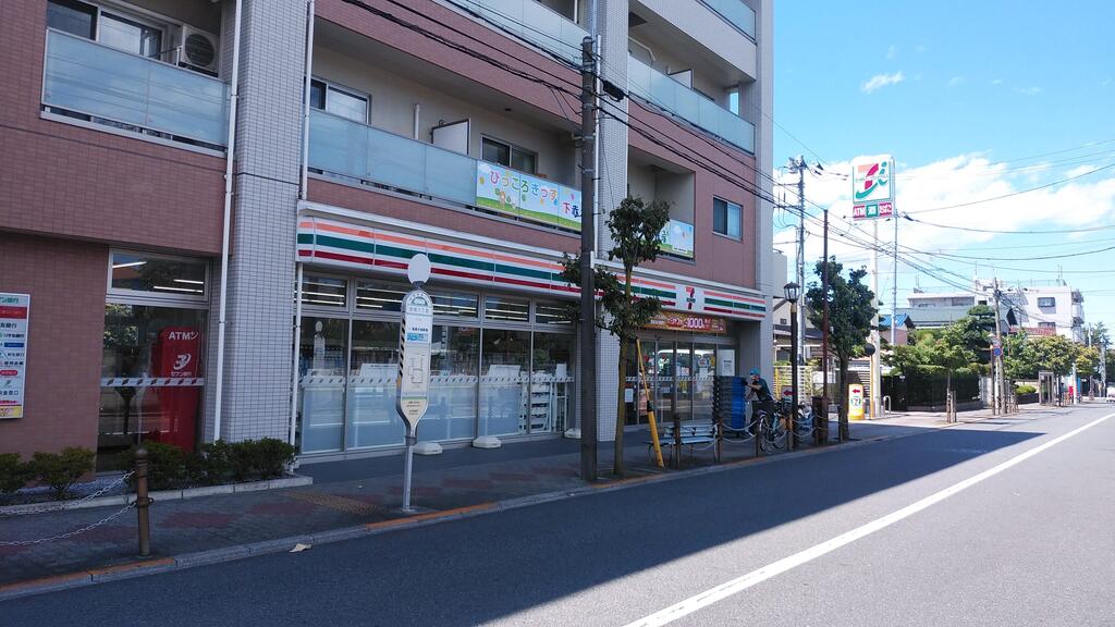 コンビニ　セブンイレブン板橋赤塚中央通り店（コンビニ）まで246m