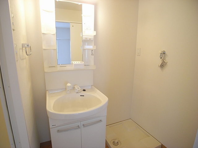 洗面設備　洗髪洗面化粧台