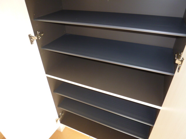 玄関　シューズボックス