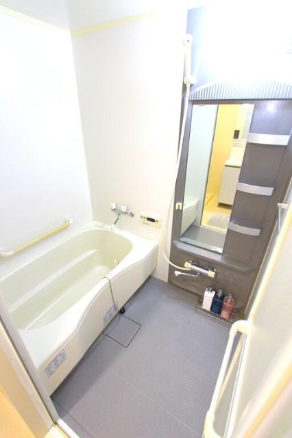 バス・シャワールーム　一日の疲れは温ったかお風呂で癒しましょう！