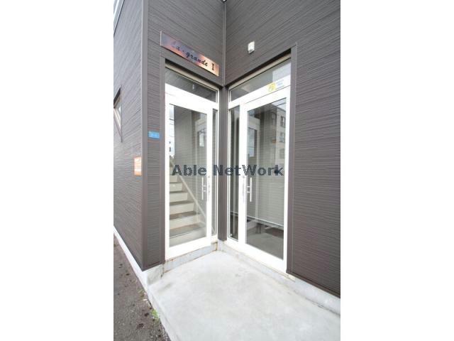 エントランス　エントランス部分