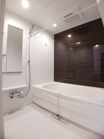 バス・シャワールーム　日々の疲れを癒すお風呂付です