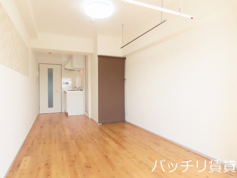 居室・リビング　画像は別号室イメージの為、現況を優先いたします。