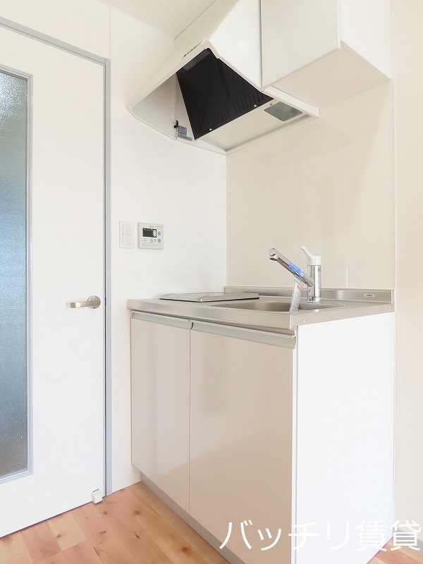 キッチン　画像は別号室イメージの為、現況を優先いたします。