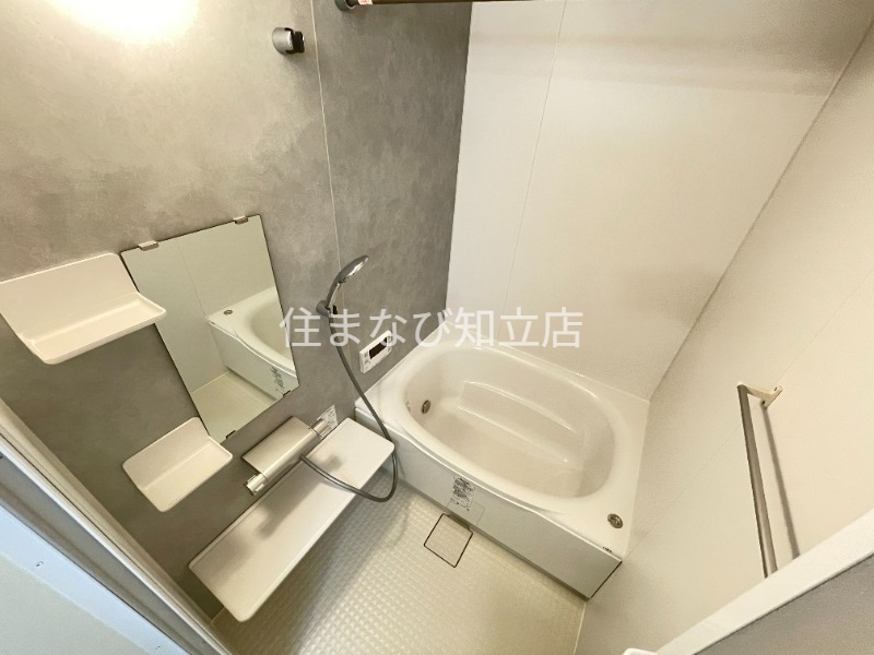 バス・シャワールーム　同型別部屋写真