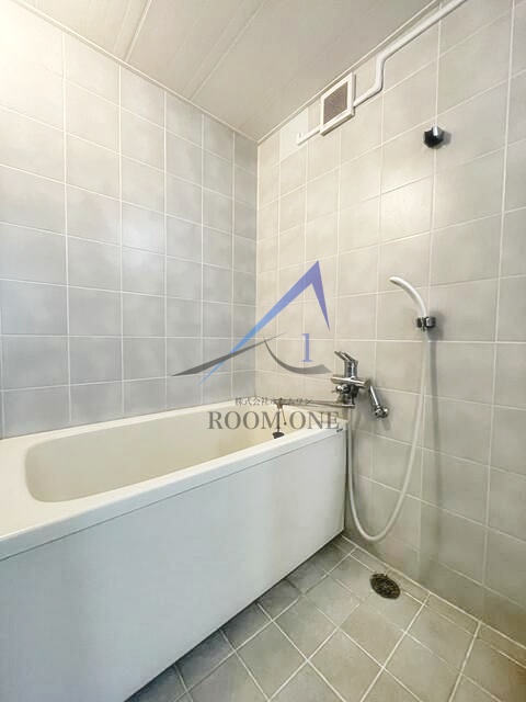 バス・シャワールーム　お風呂です。