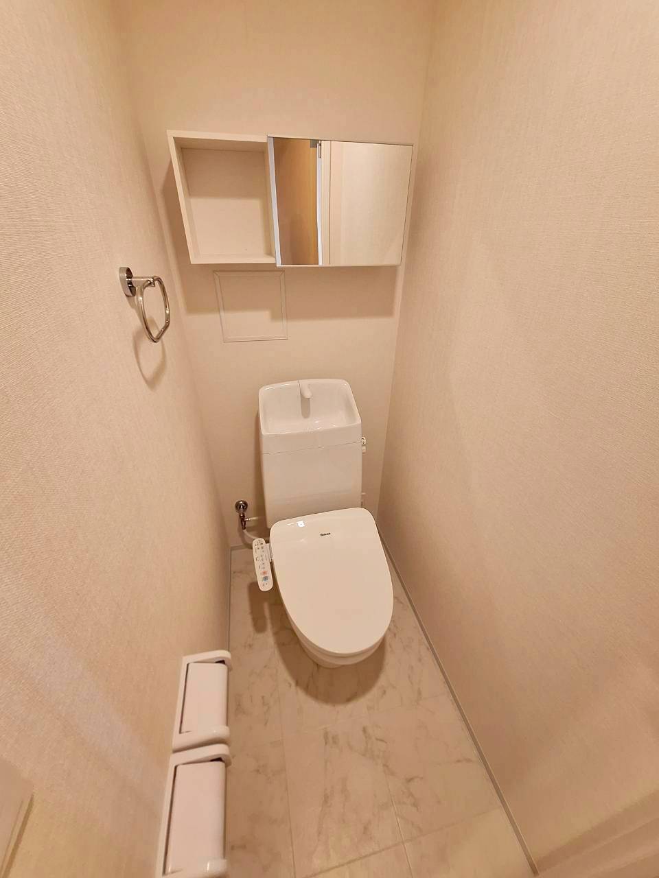 トイレ　落ち着いたトイレです