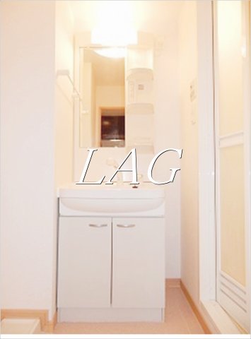 洗面設備　洗面台です。