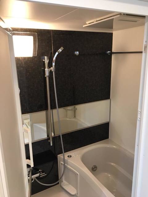 バス・シャワールーム　バスルーム