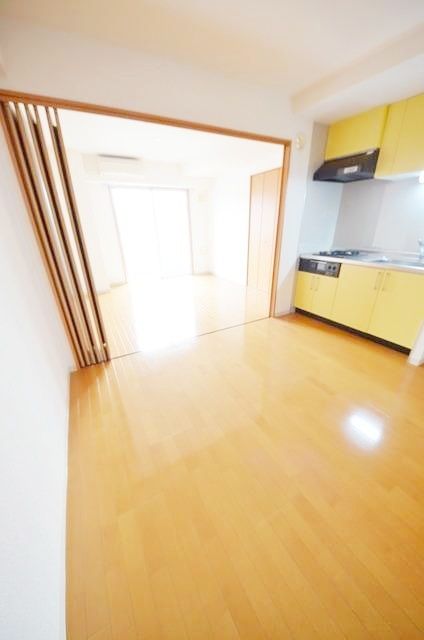 居室・リビング　☆ダイニングでゆっくりご飯☆