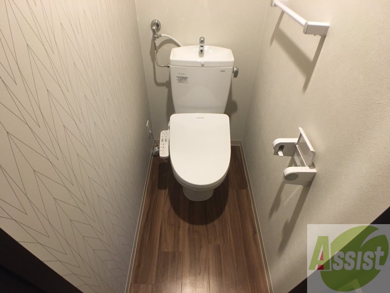 トイレ　トイレです。ウォシュレット付を探している方、おすすめです。