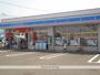 コンビニ　ローソン高知高須店（コンビニ）まで186m