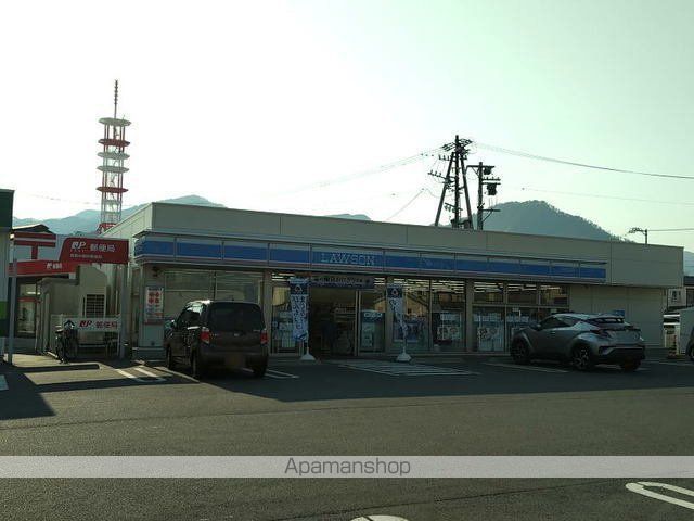 コンビニ　ローソン（コンビニ）まで450m