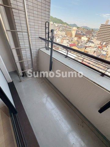 バルコニー　陽当たり良好なバルコニーです