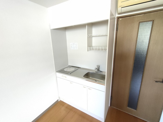 キッチン　※別部屋の写真です
