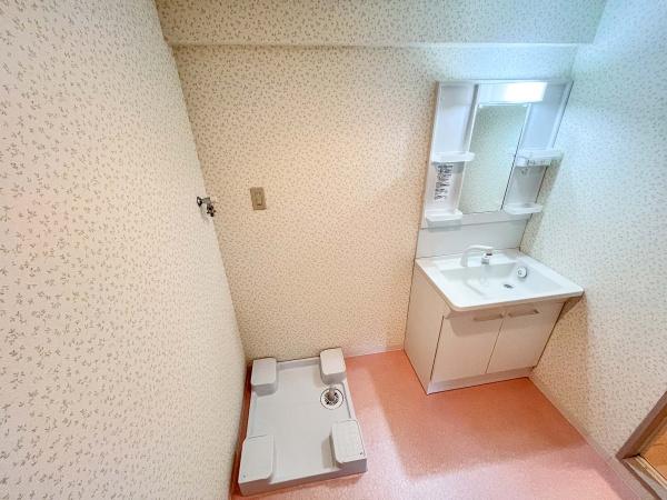 洗面設備　※同物件内の別のお部屋の写真になります