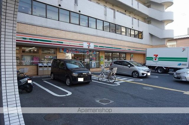 コンビニ　セブンイレブン（コンビニ）まで659m