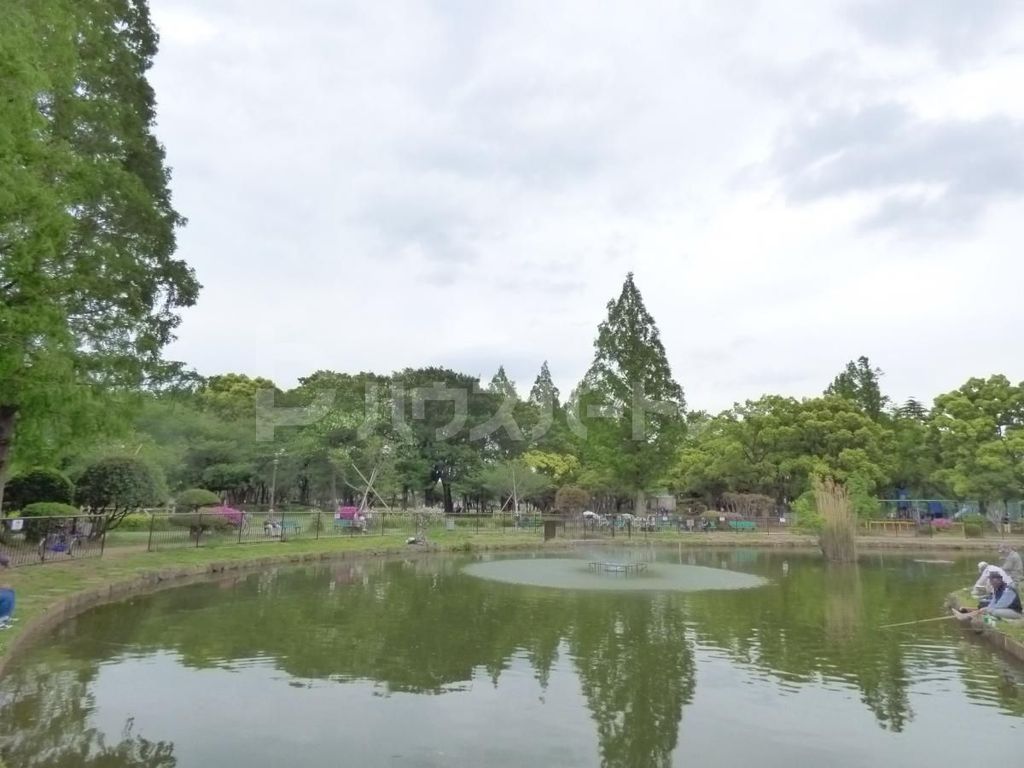 公園　元渕江公園つり池（公園）まで590m