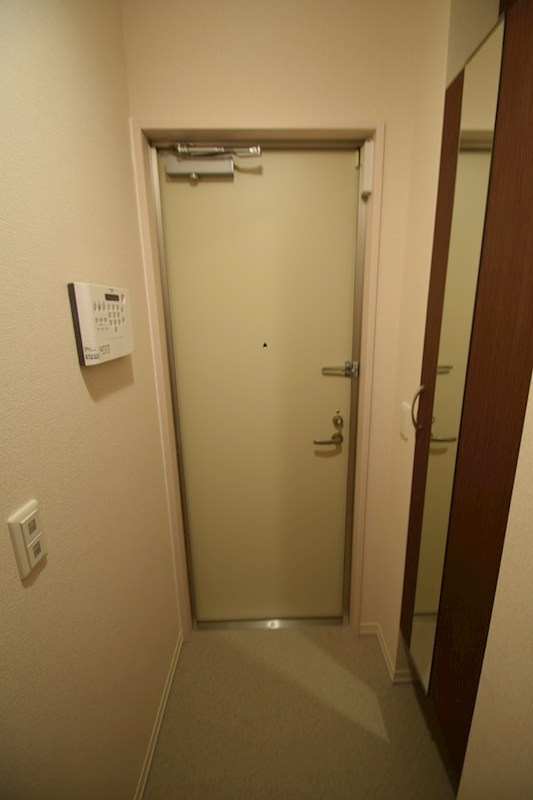 玄関　現況優先