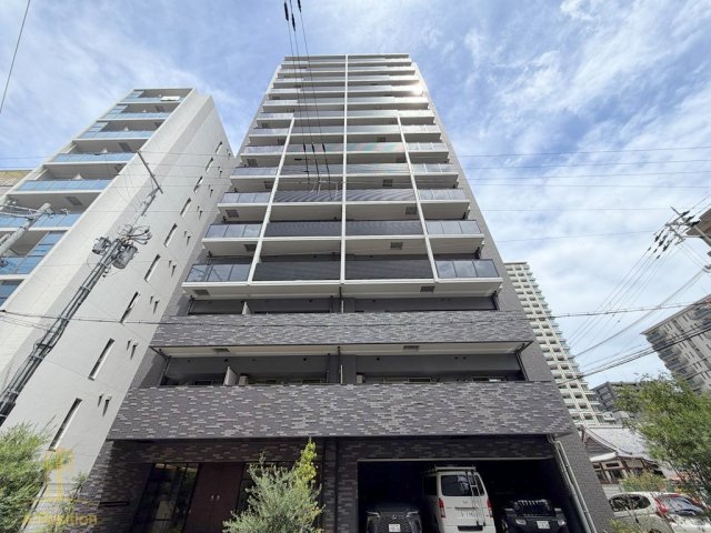建物外観　プレサンスロジェ大阪南森町