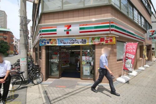 コンビニ　セブンイレブン 大阪紅梅町店（コンビニ）まで242m