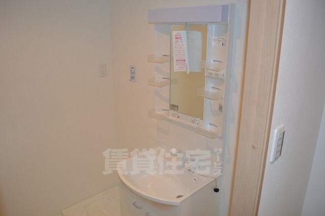 グランレブリー御所西2の内装写真