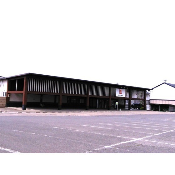 飲食店　かっぱ寿司新須坂店（飲食店）まで602m