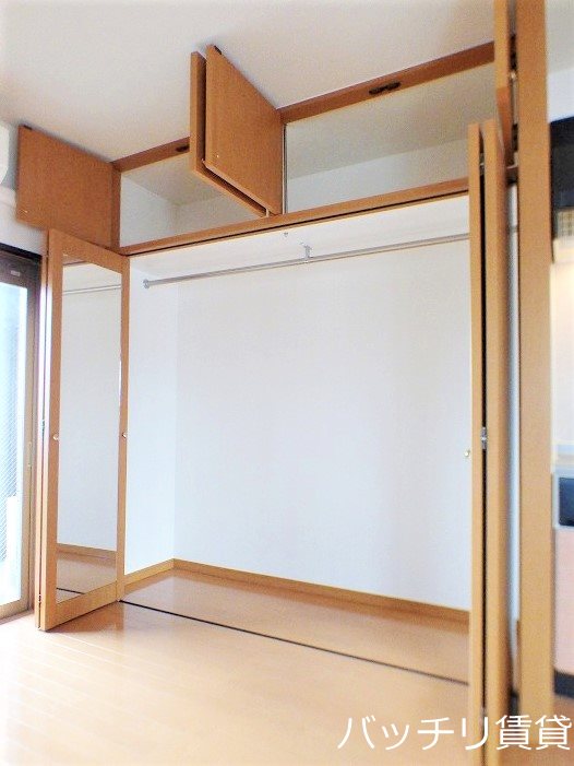 収納　画像は同型イメージの為、現況を優先いたします。
