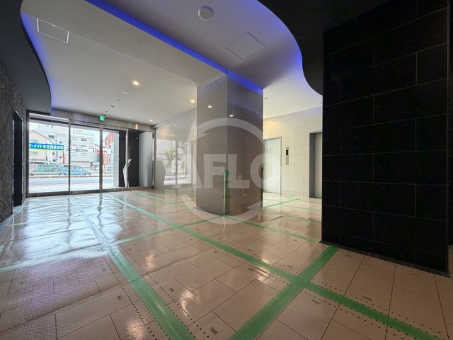 ロビー　セレニテ梅田北グランデ　ロビー