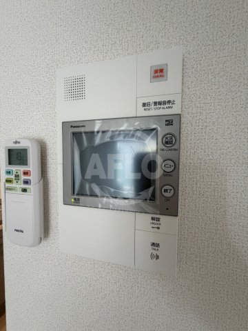 セキュリティ　セレニテ梅田北グランデ　インターホン