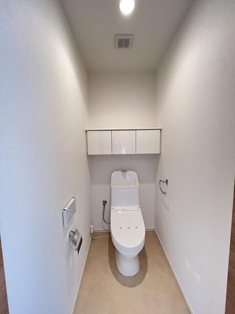 ＪＲ山手線 田町駅 徒歩8分 47階建 築19年のトイレ写真