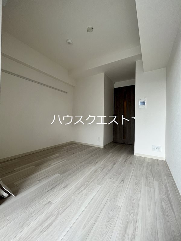 ファステート京都堀川スクエアの居間写真
