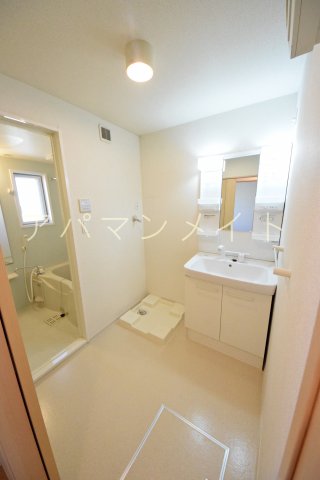 その他設備　浴室乾燥機あります
