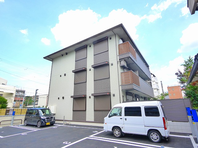 建物外観　外観は落ち着いています