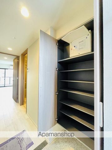 名鉄名古屋本線 山王駅 徒歩8分 15階建 築8年の玄関写真