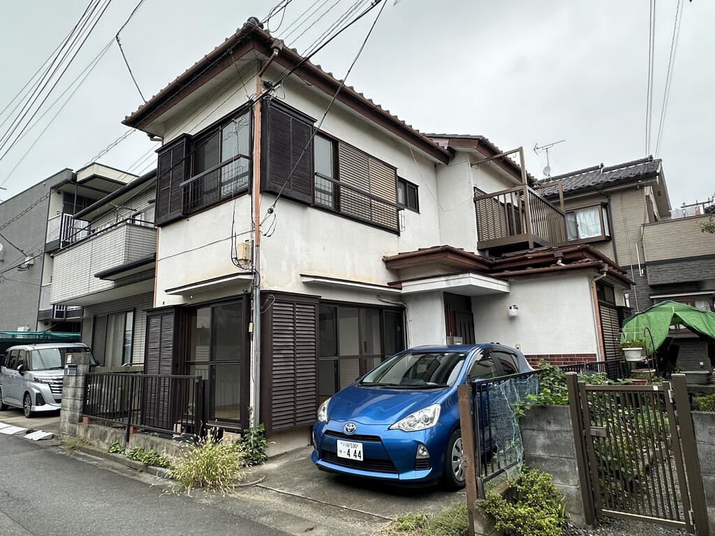 若山2丁目長友様貸家の建物外観