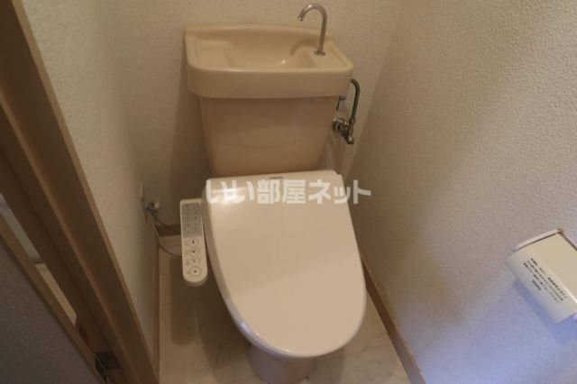 【ラ・メゾン・ドゥ・富貴のトイレ】