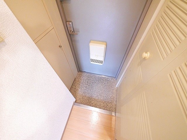 玄関　シューズボックス付きの玄関です