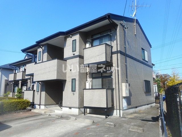 名古屋市中川区法華西町のアパートの建物外観