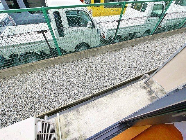 庭　簡単な家庭菜園も楽しめるお庭です